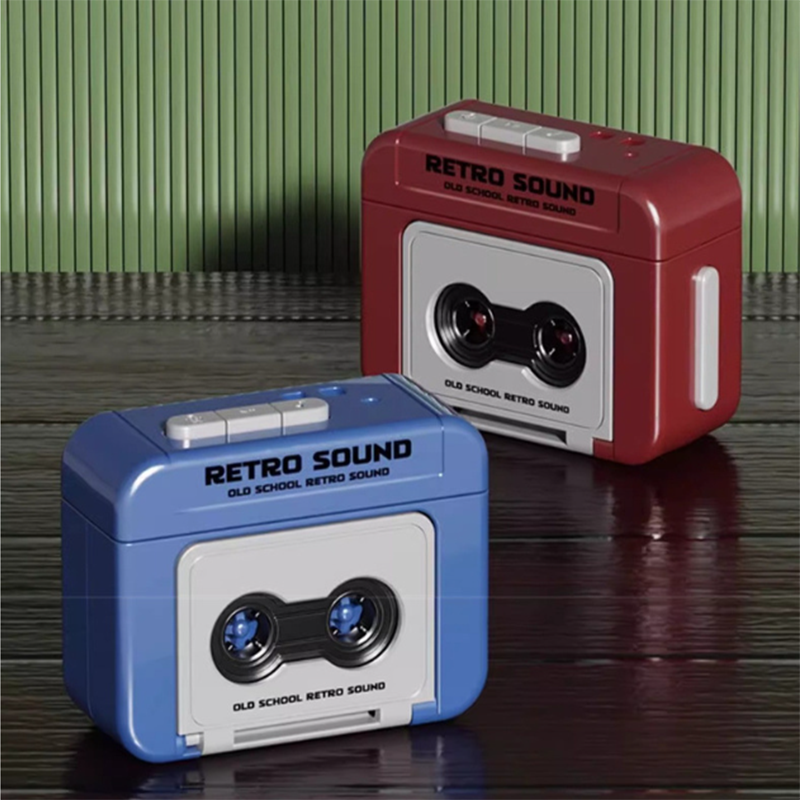 HYTRA Mini Retro Tape Recorder Keychain High-quality ABS