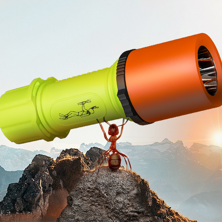 HYTRA Powerful Diving Flashlight